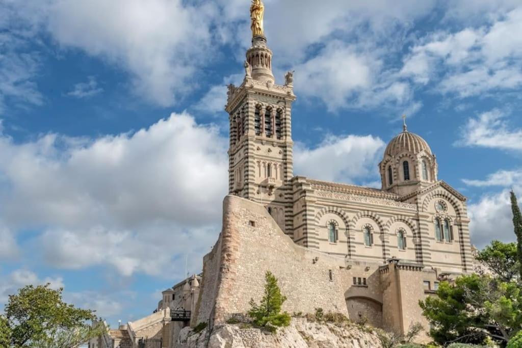 Logement Tres Chaleureux A Marseille Exteriör bild